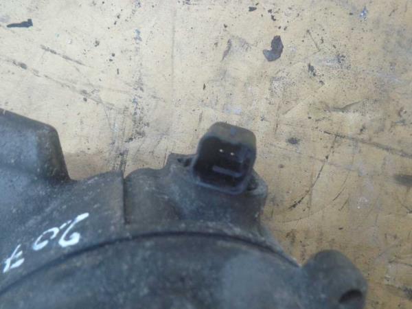 COMPRESSEUR DE CLIMATISATION PSA - Vue 3